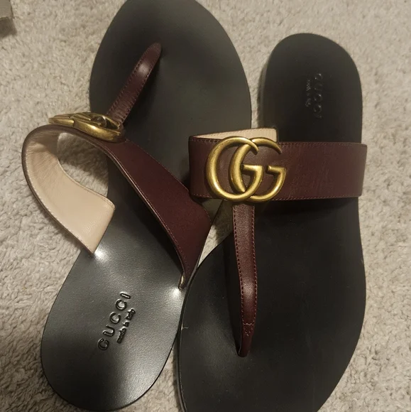 GUCCI Calfskin GG Marmont Thong Sandals 37.5 Vintage Bordeaux - Picture 5 of 5